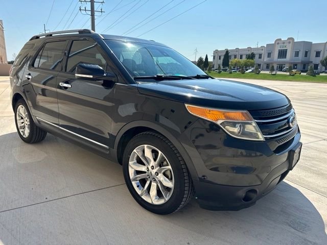 Used 2014 Black Ford Limited image 3
