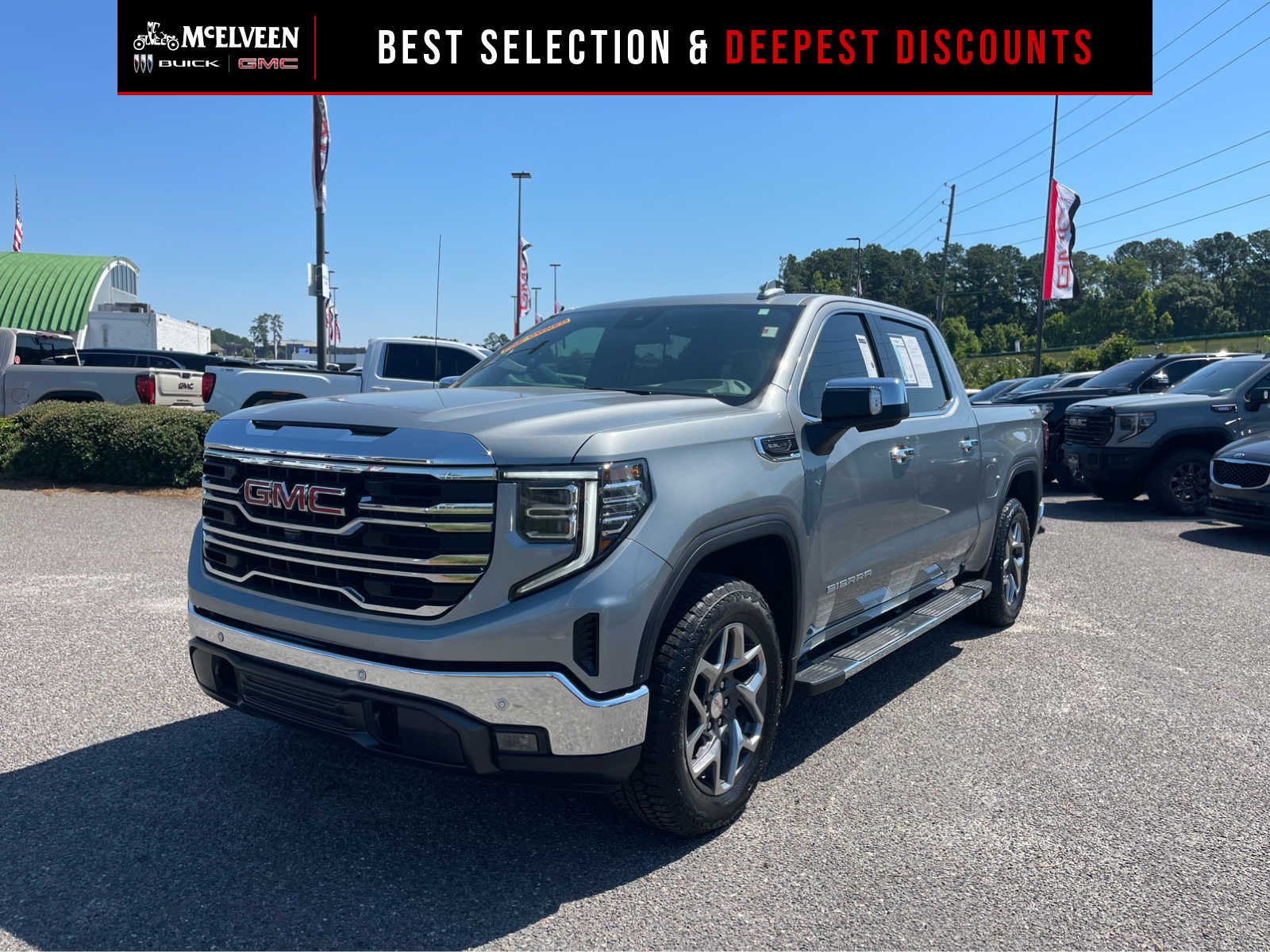 2025 GMC Sierra 4WD Crew Cab Short Box SLT's photo