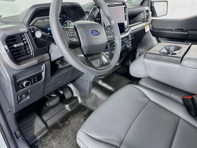New 2026 Oxford White Ford XL image 38