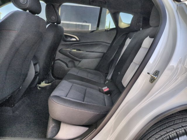 2026 Chevrolet Trax RS - Photo 24
