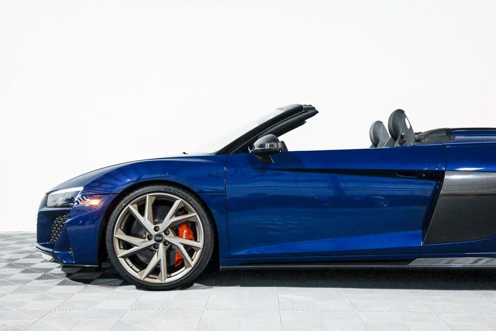 Used 2023 Blue Audi V10 performance image 17