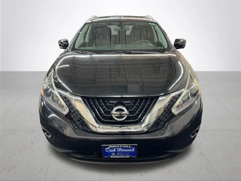 Used 2018 Black Nissan SL image 10