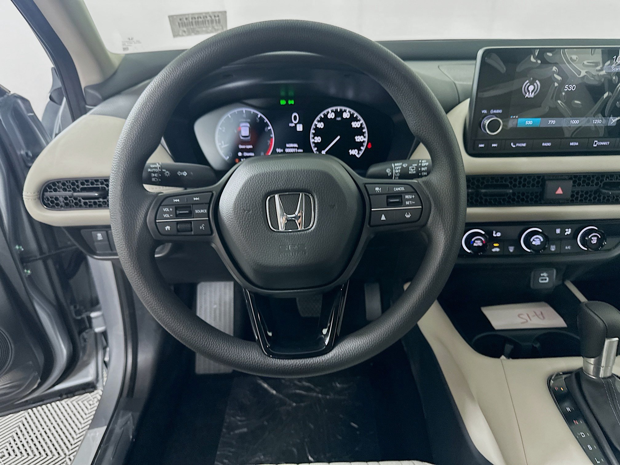 Certified Used 2025 Lunar Silver Metallic Honda 2WD LX image 8