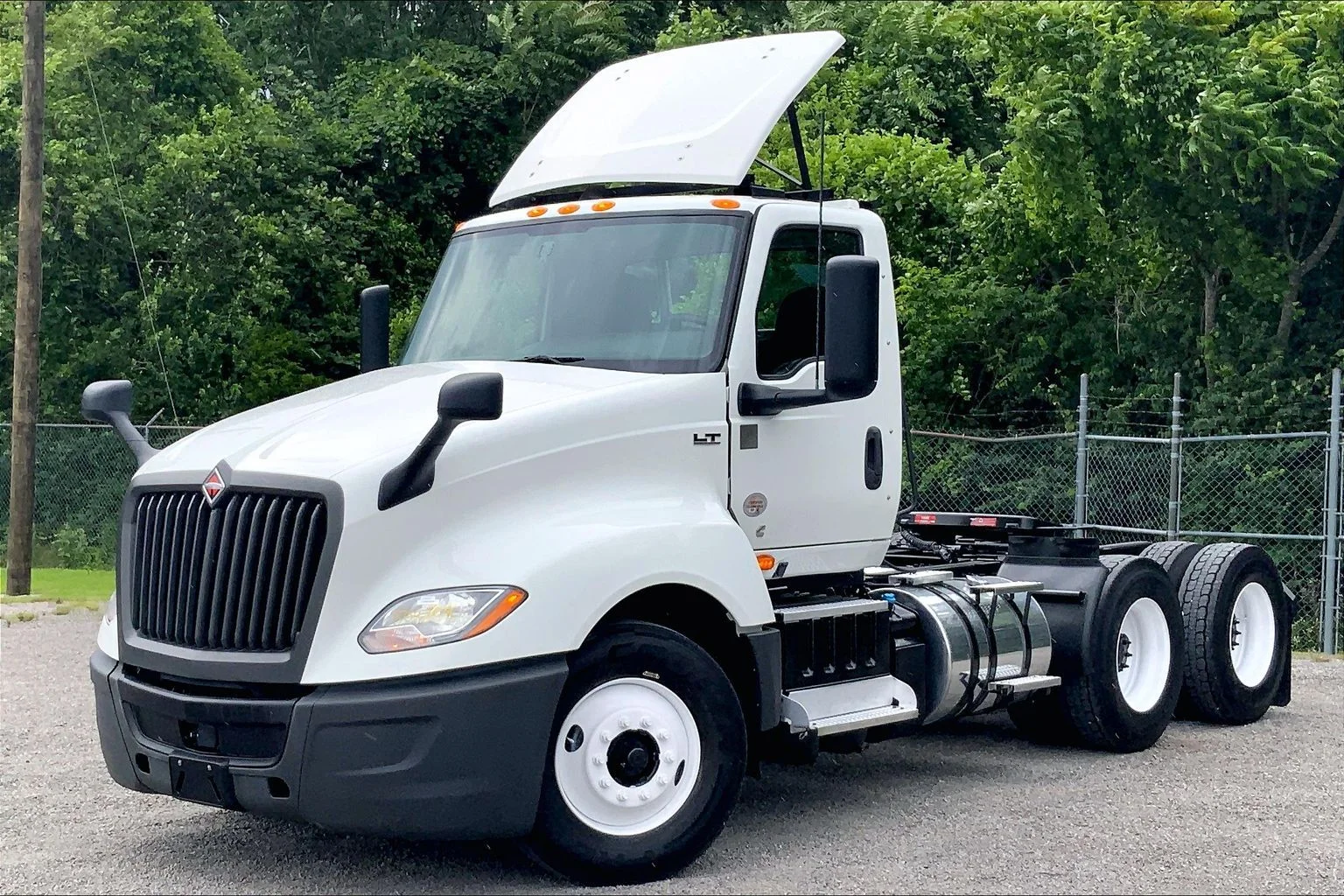 Used 2022 WHITE International  image 2