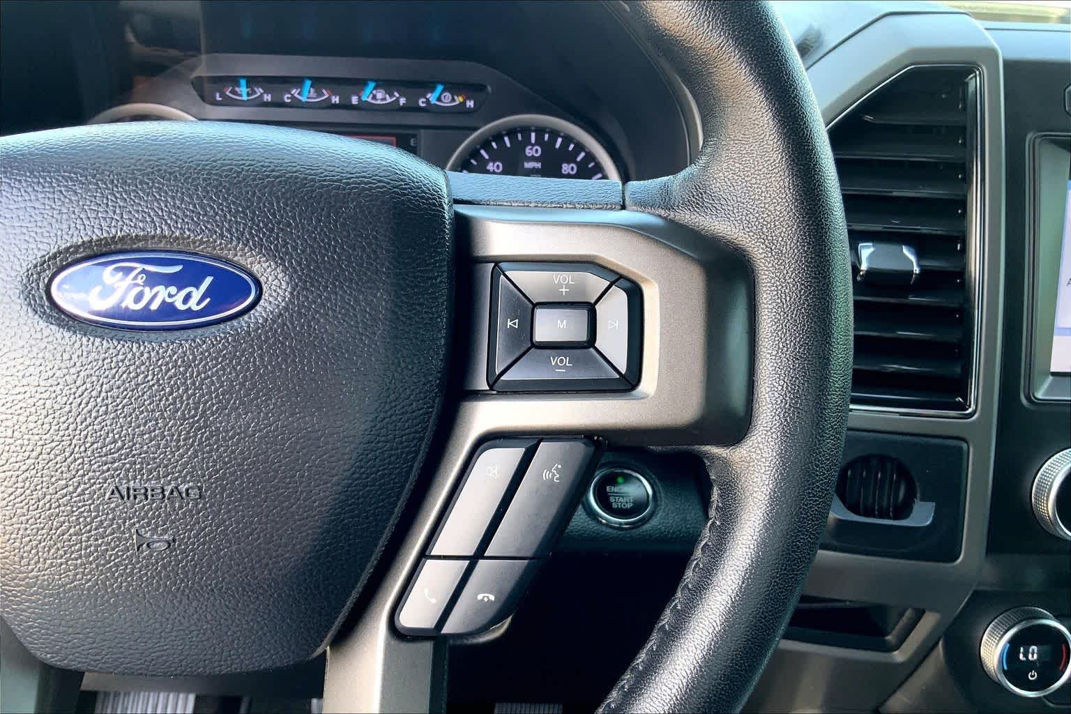 Used 2019 Oxford White Ford XLT image 23