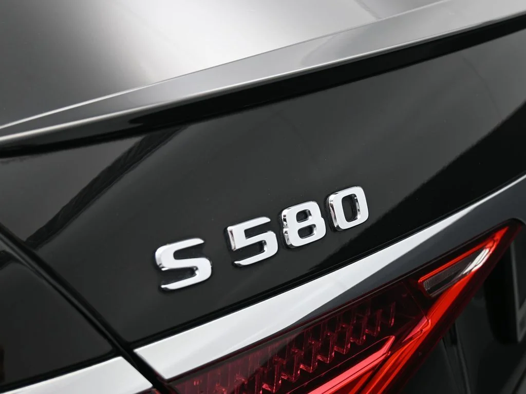 Used 2021 Obsidian Black/designo Diamon White Mercedes-Benz S 580 image 41