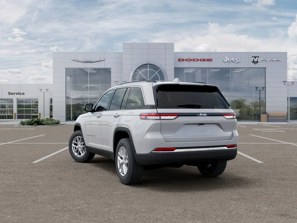 New 2026 Bright White Clearcoat Jeep Laredo image 3