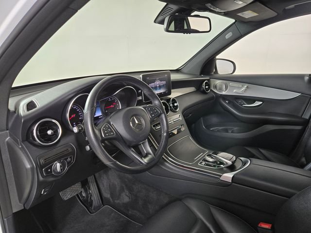 Used 2019 White Mercedes-Benz GLC 300 image 18