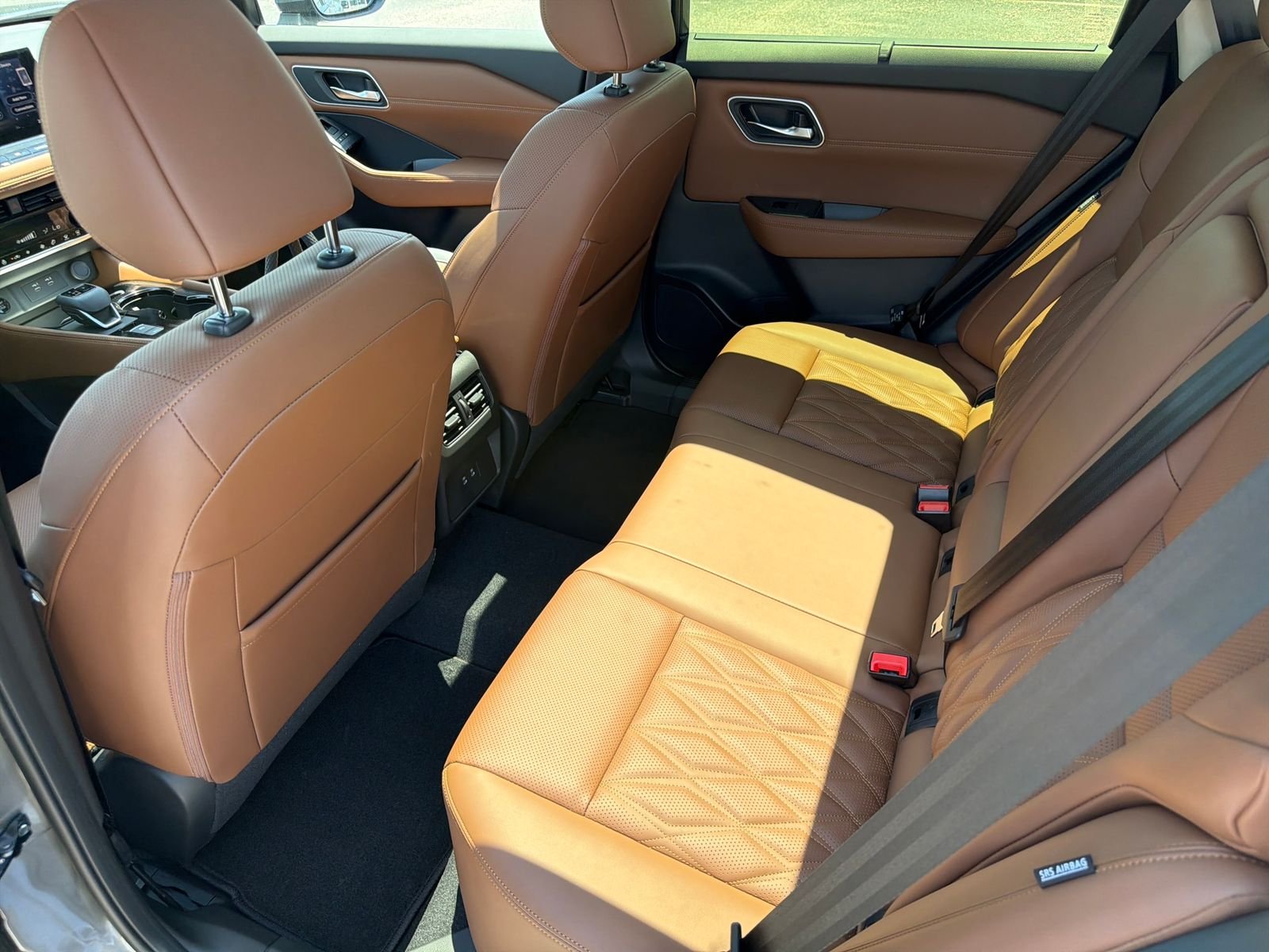 New 2026 Gray Nissan Platinum image 34
