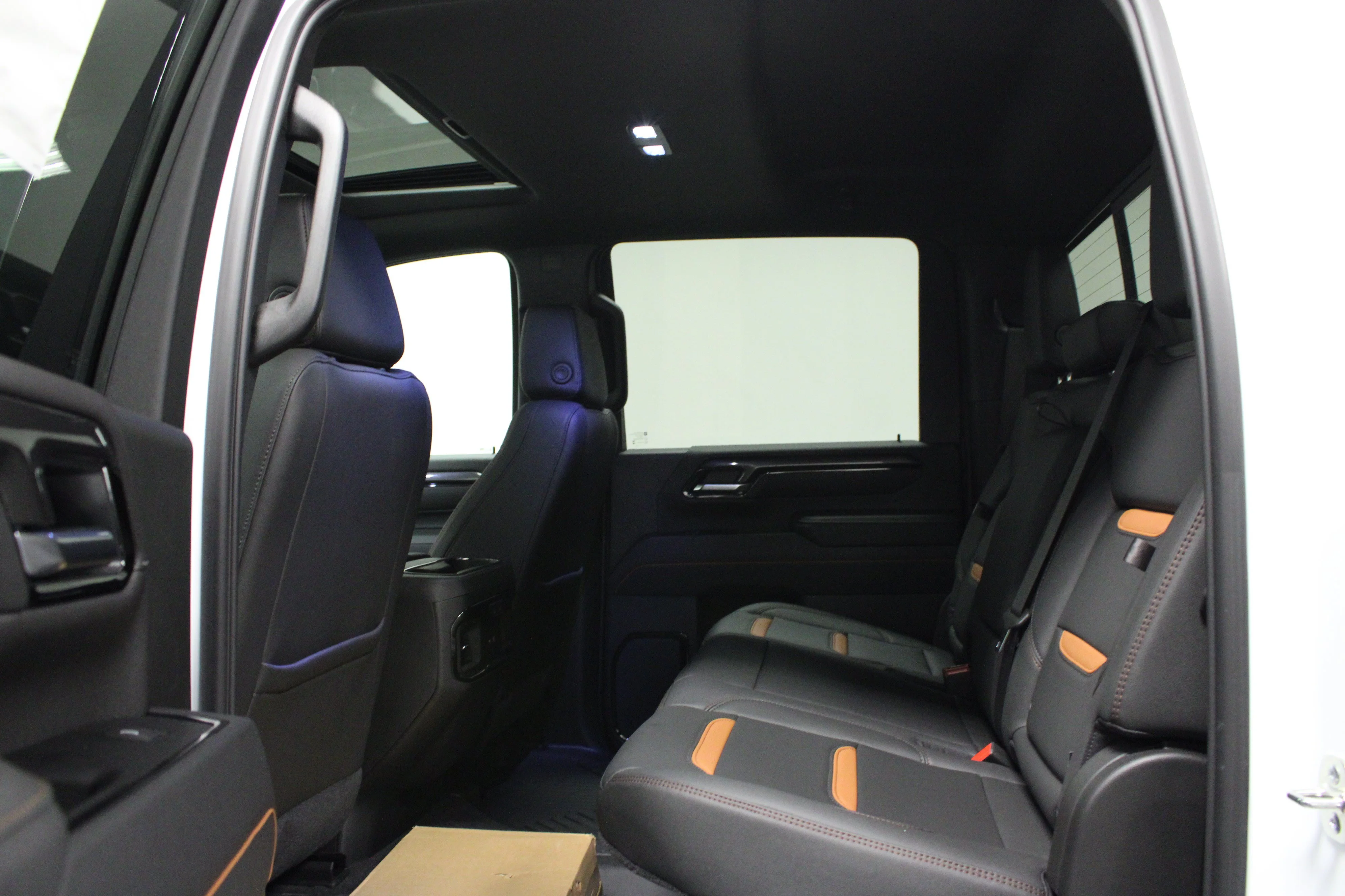 2026 GMC Sierra 2500HD AT4 - Photo 13