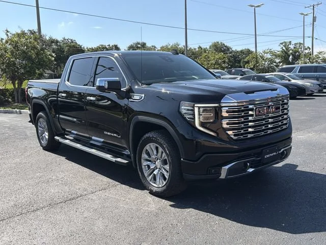 Used 2023 Onyx Black GMC Denali image 2