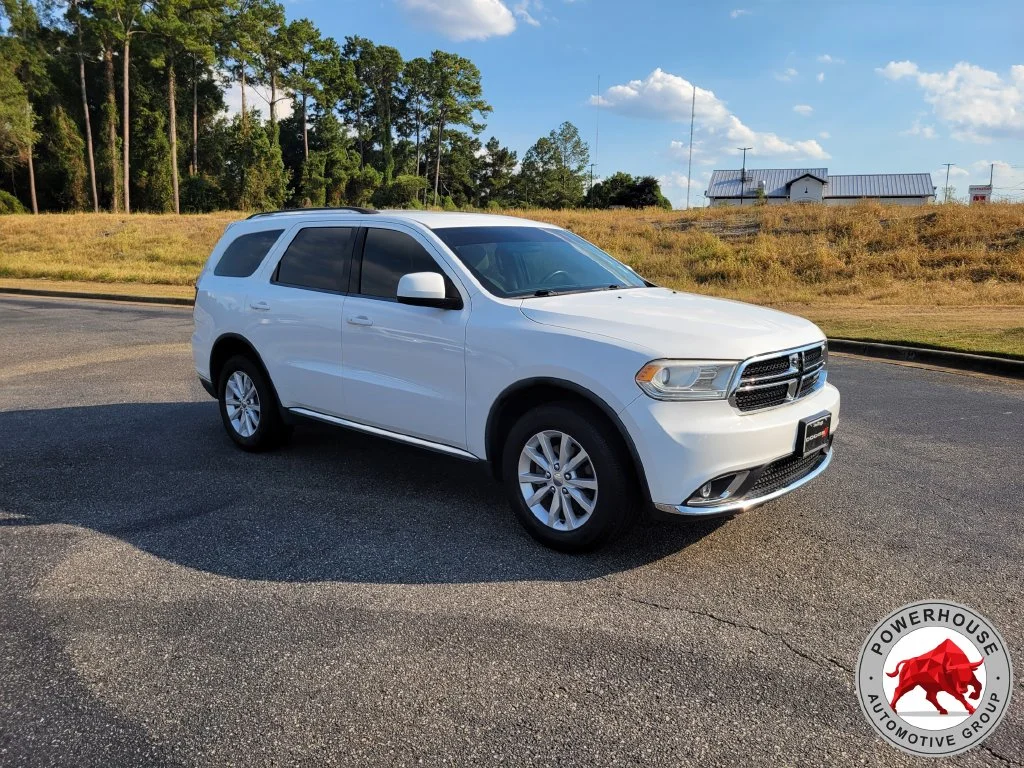 Used 2015 White Dodge SXT image 9