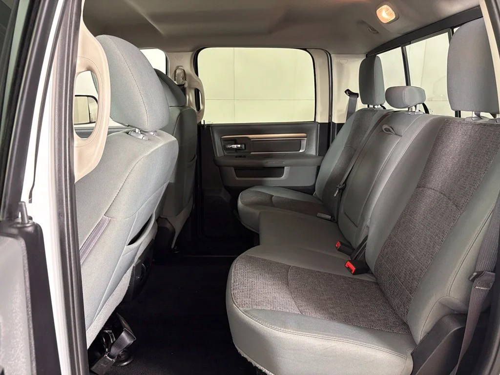 Used 2016 White Ram SLT image 32
