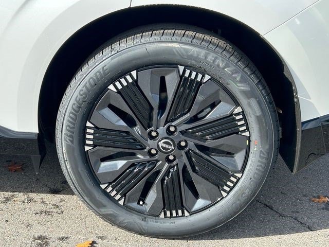 New 2026 Everest White Pearl TriCoat Nissan Platinum image 23