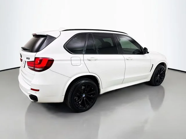 Used 2017 White BMW xDrive50i image 7