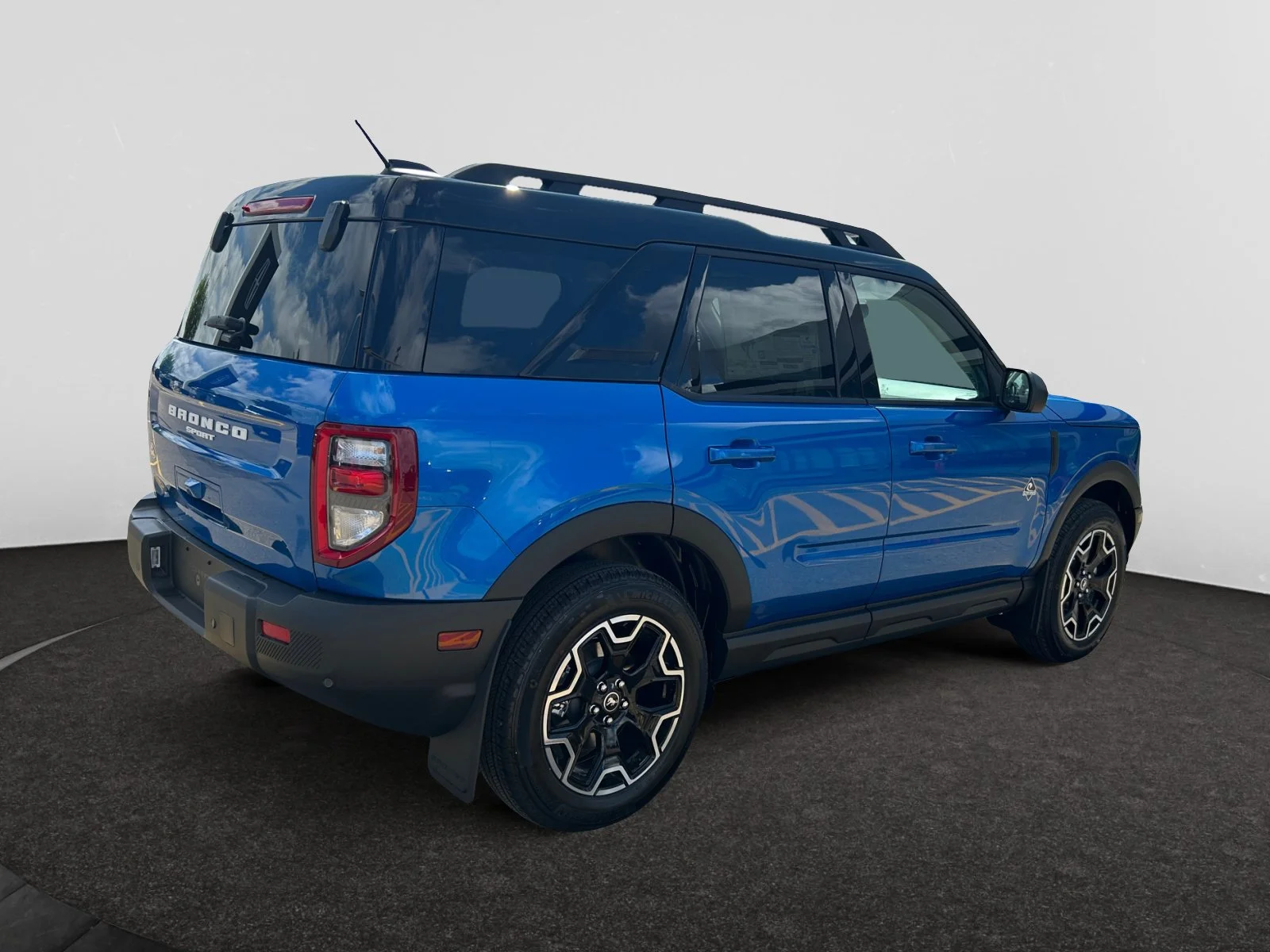 New 2026 Velocity Blue Metallic Ford Outer Banks image 5