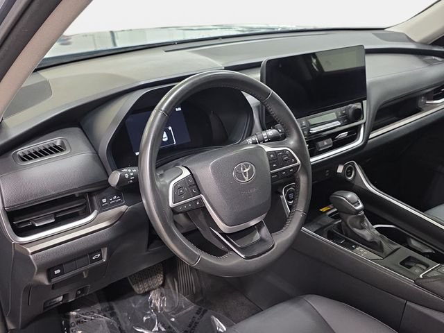 Certified Used 2024 White Toyota XLE image 16