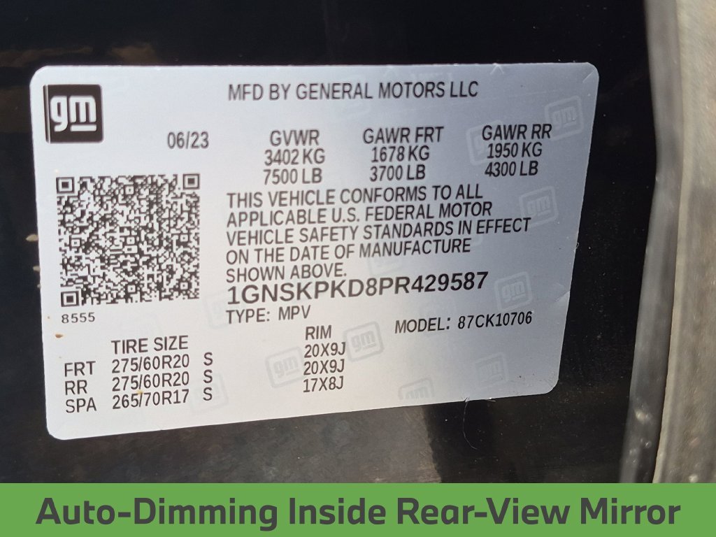 Used 2023 Black Chevrolet Z71 image 34