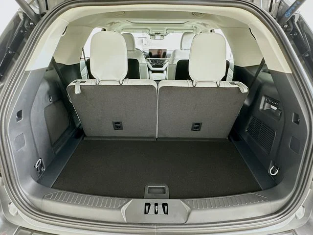 New 2026 Gray Ford Platinum image 24
