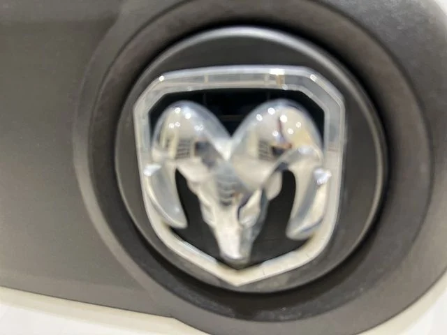 Used 2016 Bright White Ram Tradesman image 24