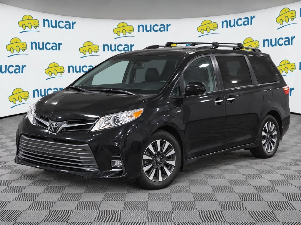 Used 2018 Black Toyota XLE image 2
