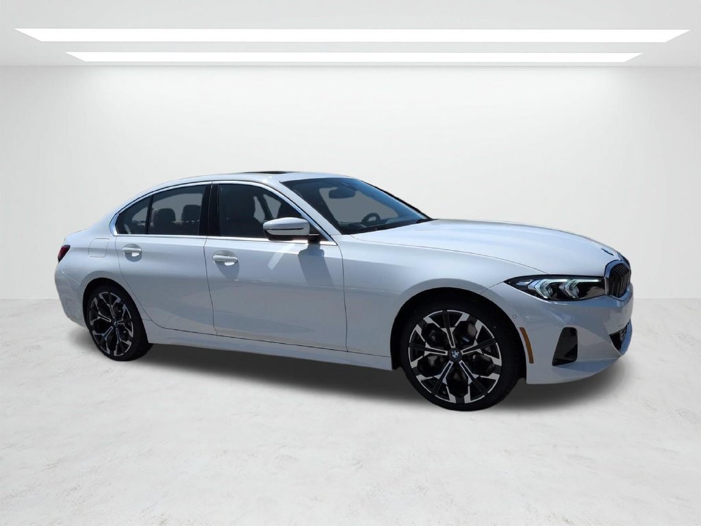 New 2026 Alpine White BMW 330i xDrive image 2