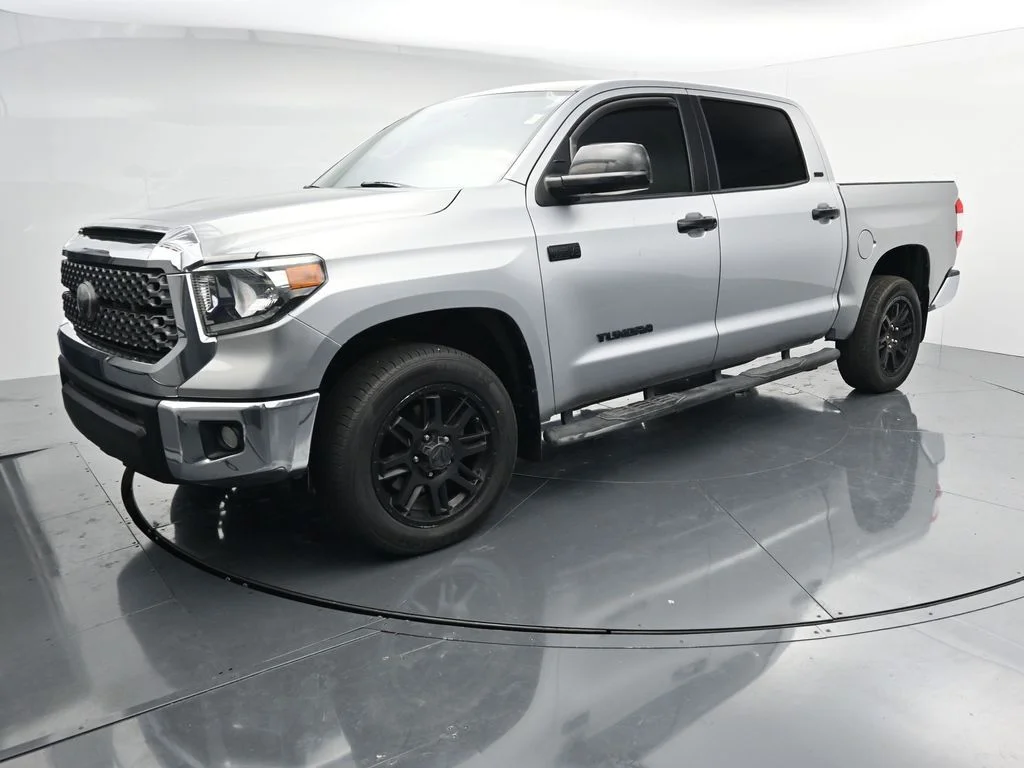 Used 2021 Silver Toyota SR5 image 4