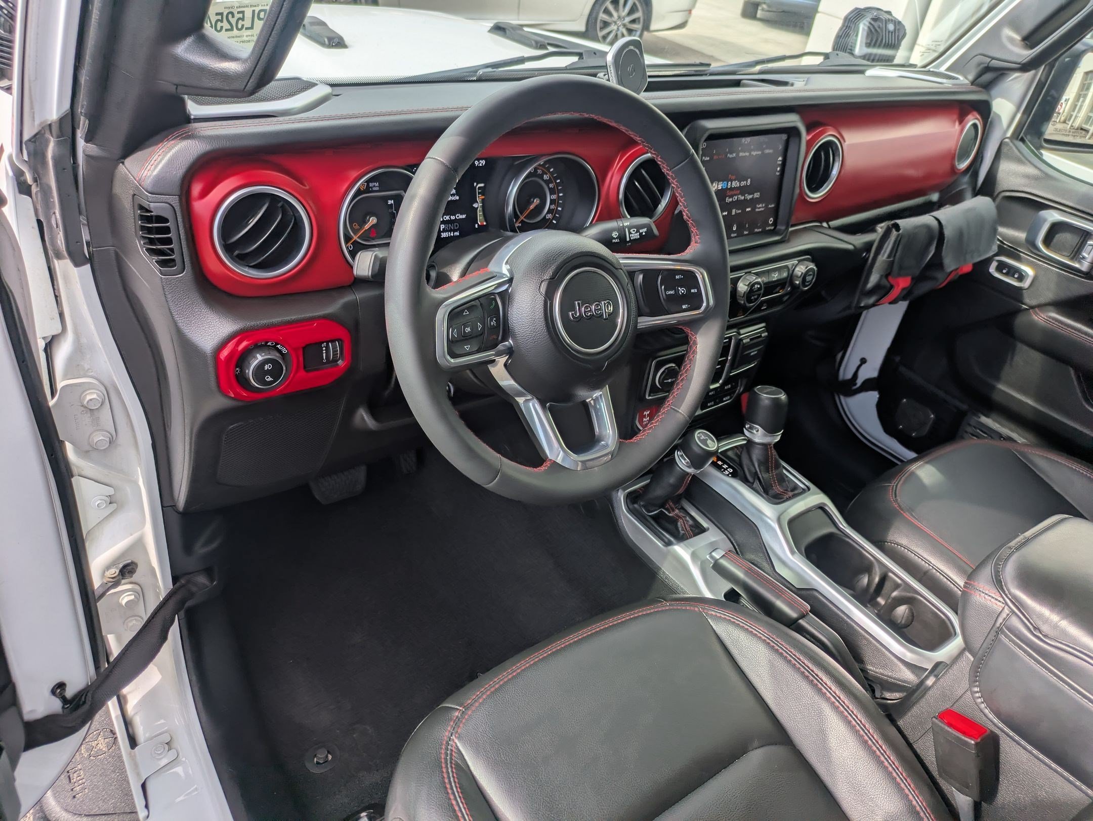 Used 2023 Bright White Clearcoat Jeep Rubicon image 15