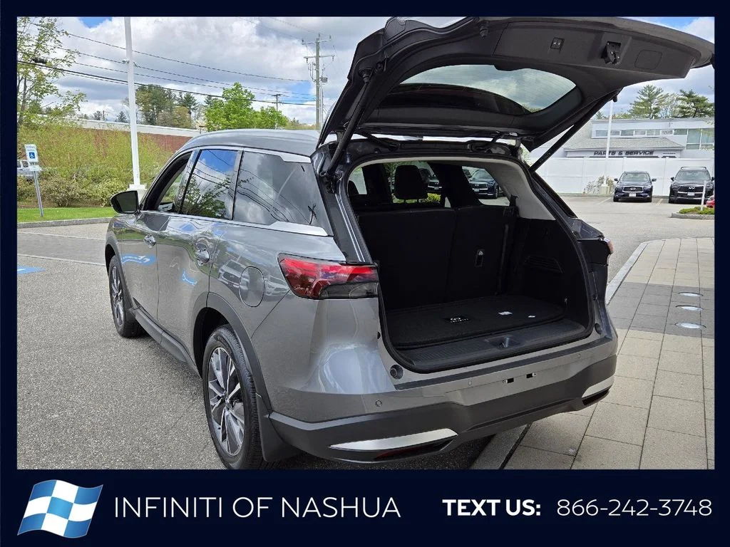 New 2027 GRAPHITE SHADOW INFINITI Luxe AWD image 19