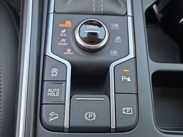 New 2026 White Kia X-Line EX image 9