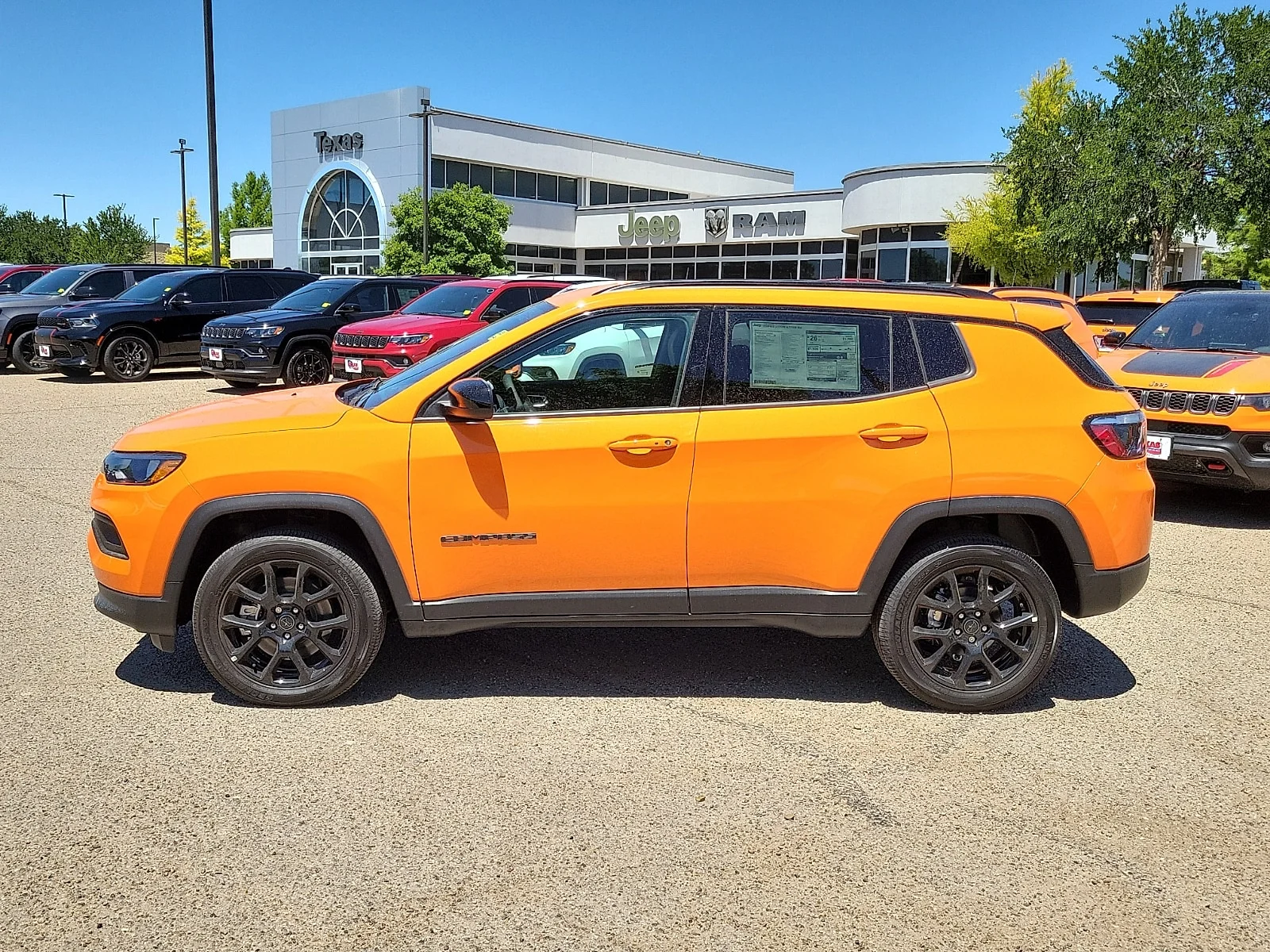 New 2026 PL4 Joose Jeep LATITUDE ALTITUDE 4X4 image 2