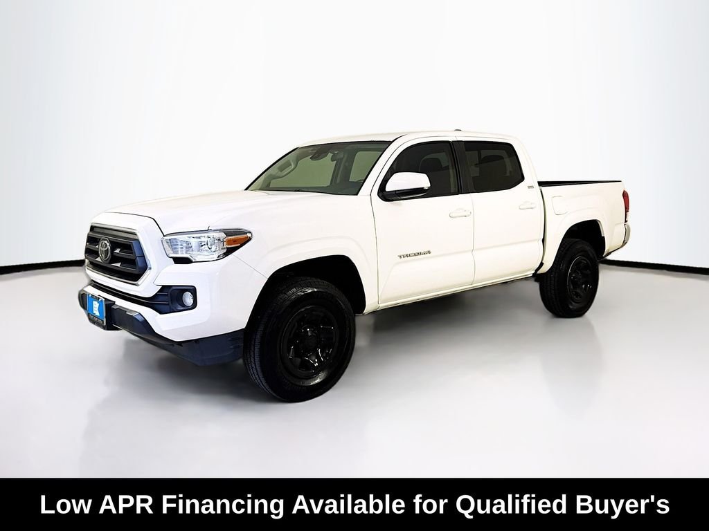 Used 2022 White Toyota SR5 image 3