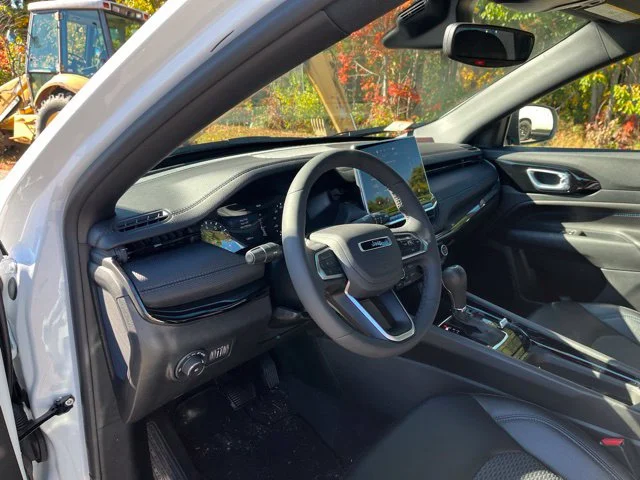 Certified Used 2026 White Jeep Latitude image 11