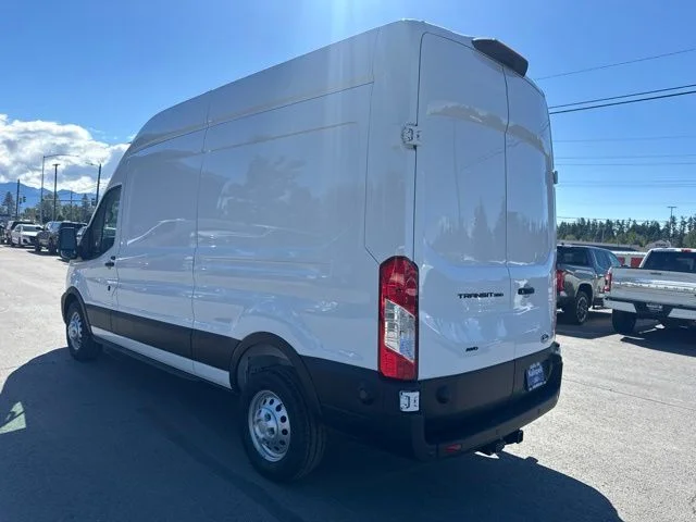 New 2026 Oxford White Ford Base image 6