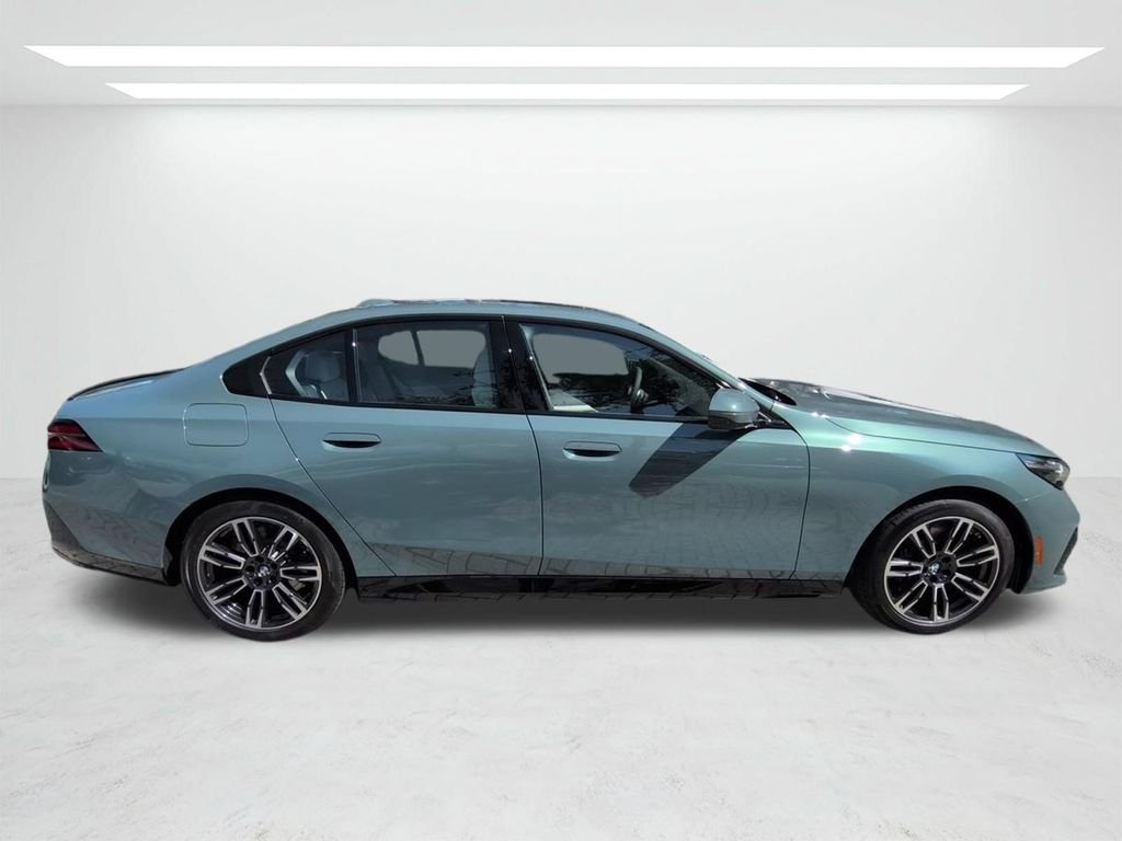New 2027 Cape York Green Metallic BMW 530i image 3