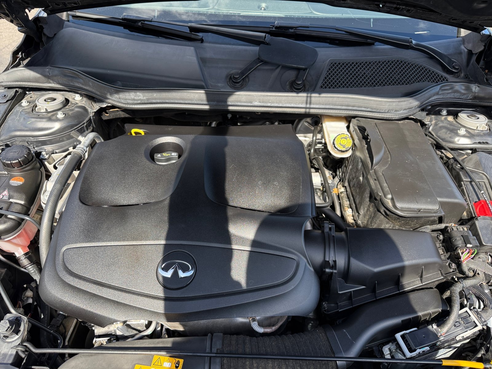 Used 2019 Chestnut INFINITI LUXE image 20