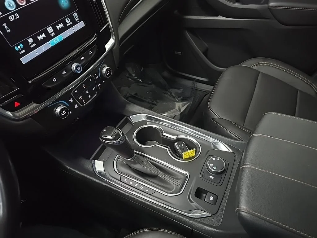 Used 2019 Summit White Chevrolet 3LT image 28