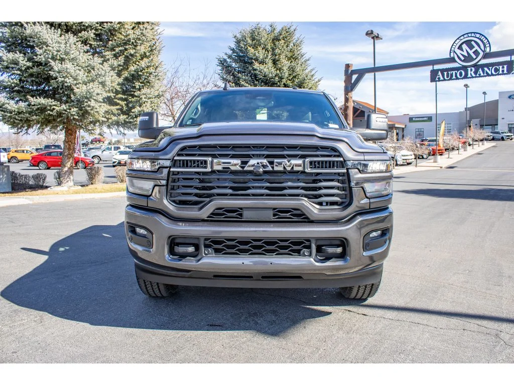New 2026 Granite Crystal Metallic Clear-Coat Exterior Paint RAM Big Horn image 3