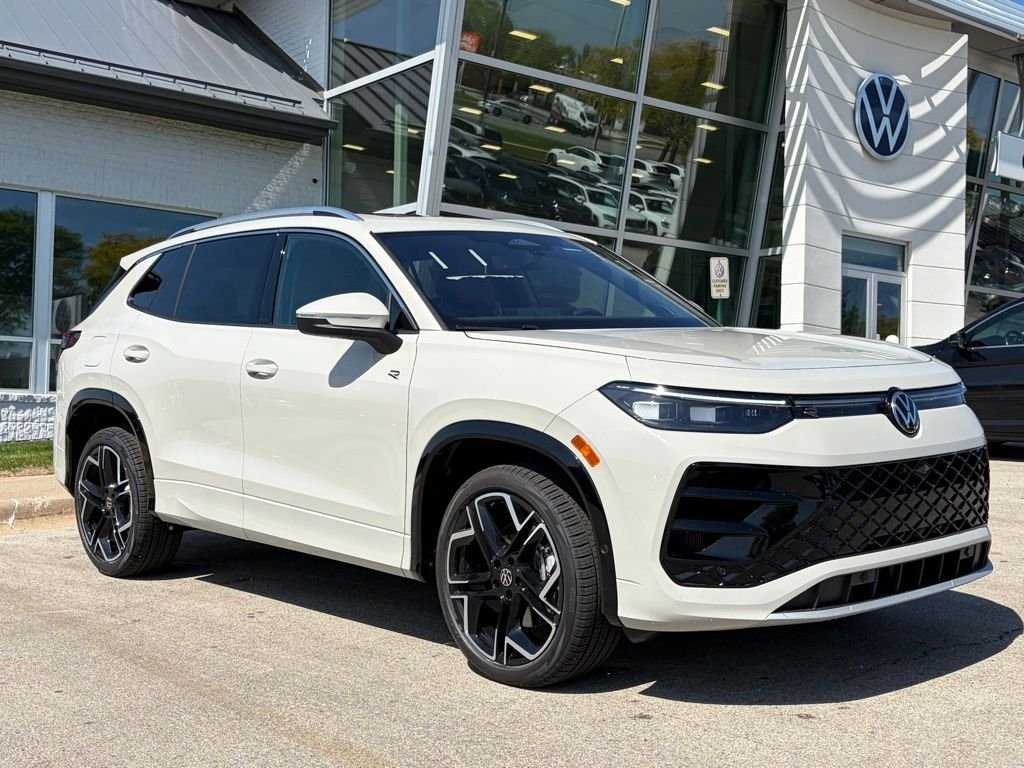 New 2026 Sandstone Volkswagen 2.0T SEL R-Line image 4