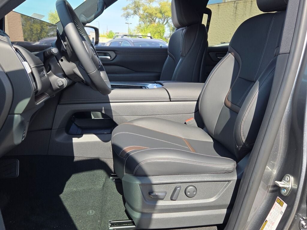 2026 Nissan Armada SL - Photo 25
