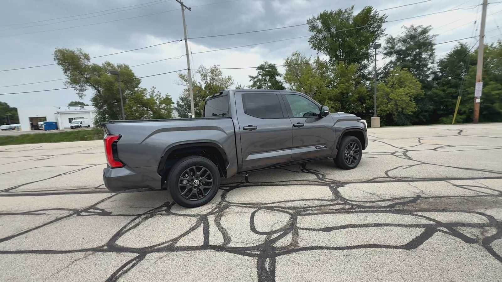 2024 Toyota Tundra Platinum - Photo 8