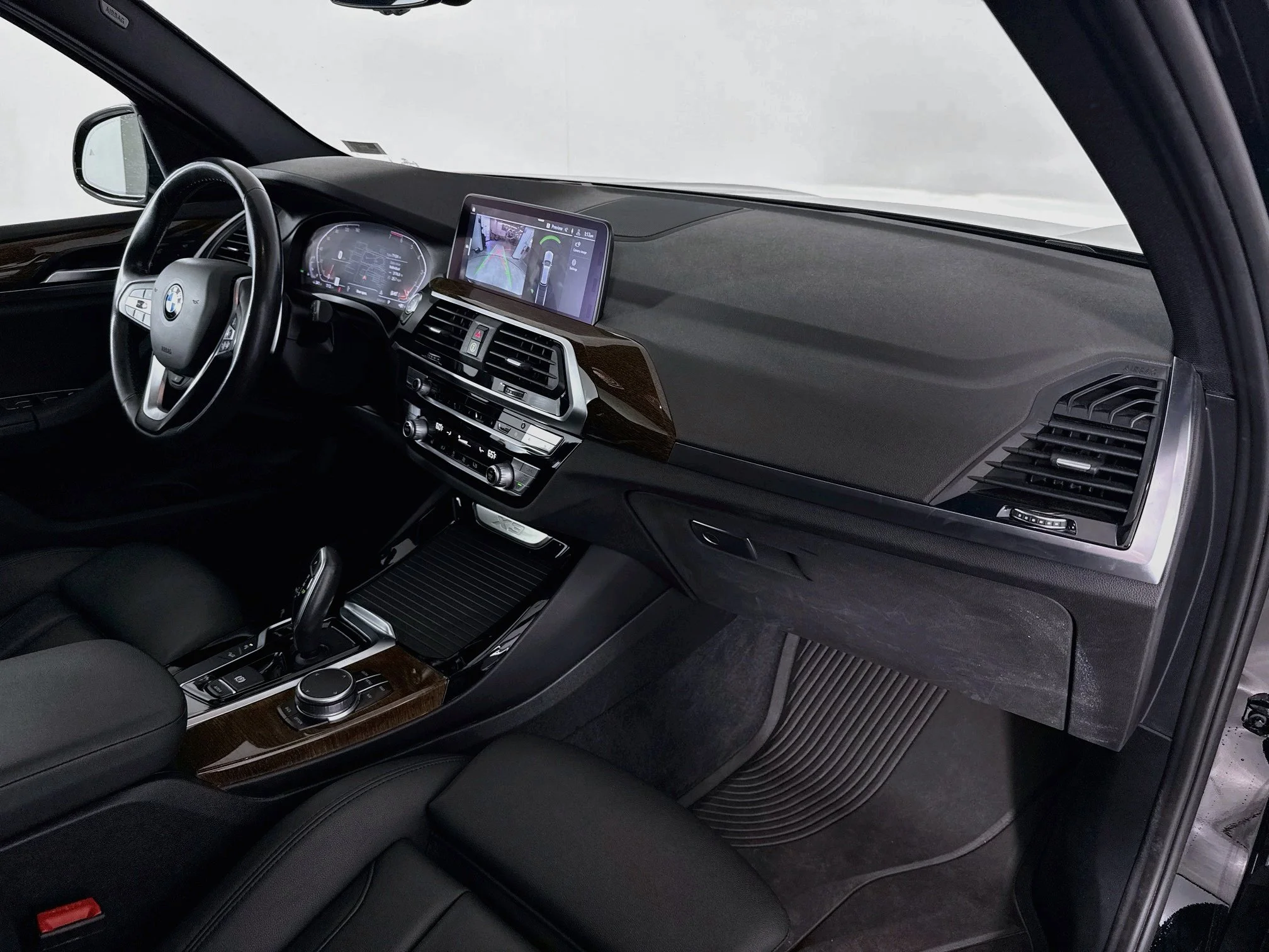 Used 2020 Jet Black BMW xDrive30i image 28