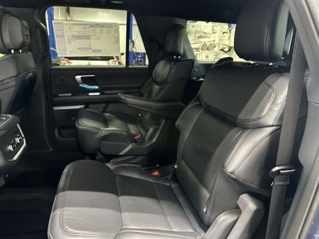 New 2027 Nocturnal Blue Metallic Ford MAX Platinum image 30