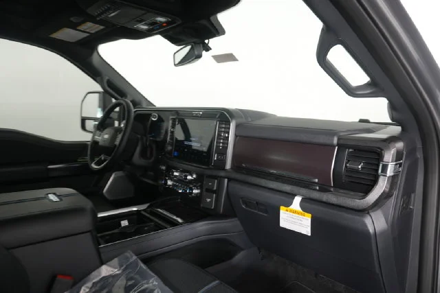 New 2027 Carbonized Gray Metallic Ford F-250® Platinum® image 38