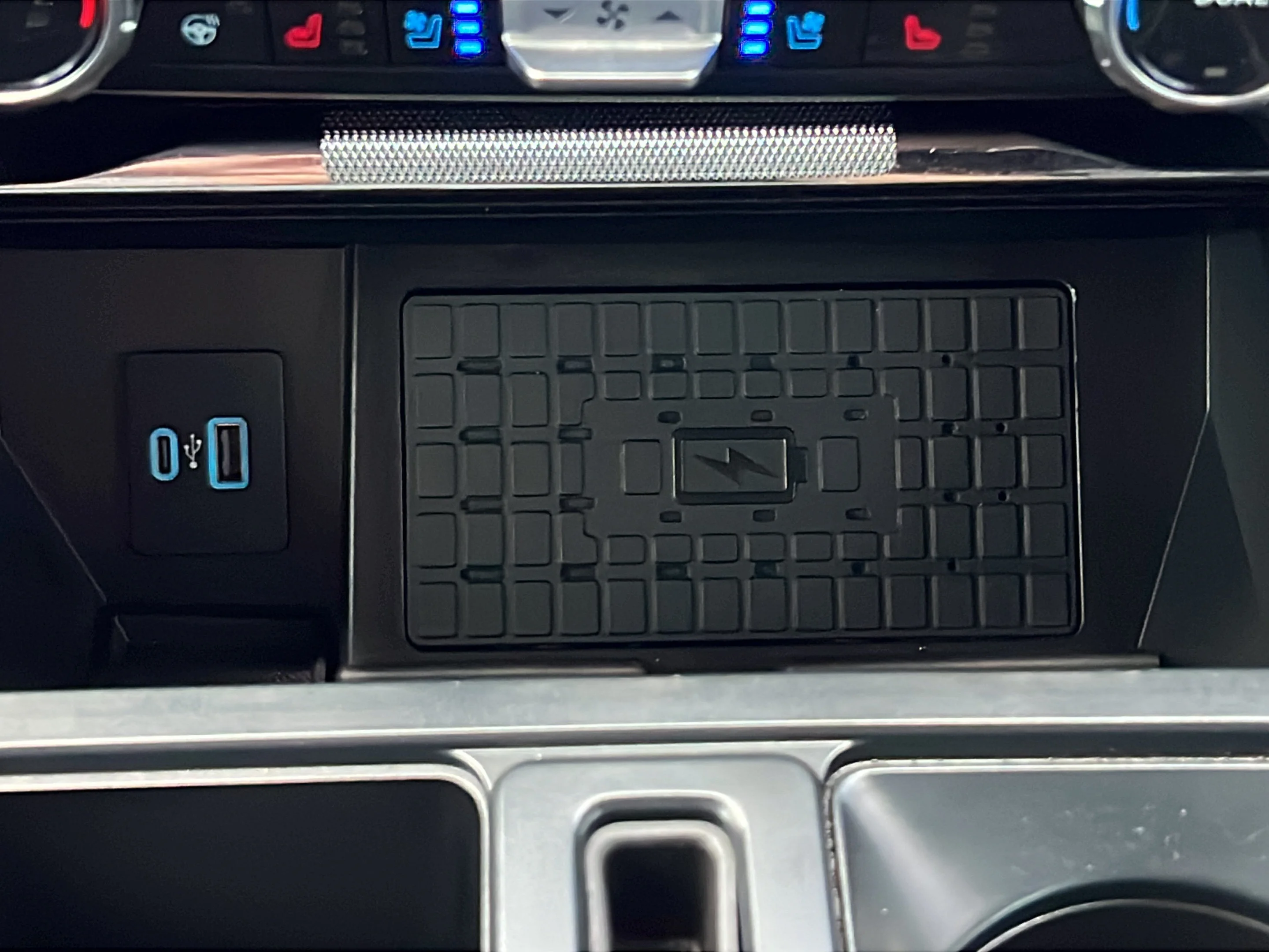 Used 2024 Avalanche Ford Raptor image 18