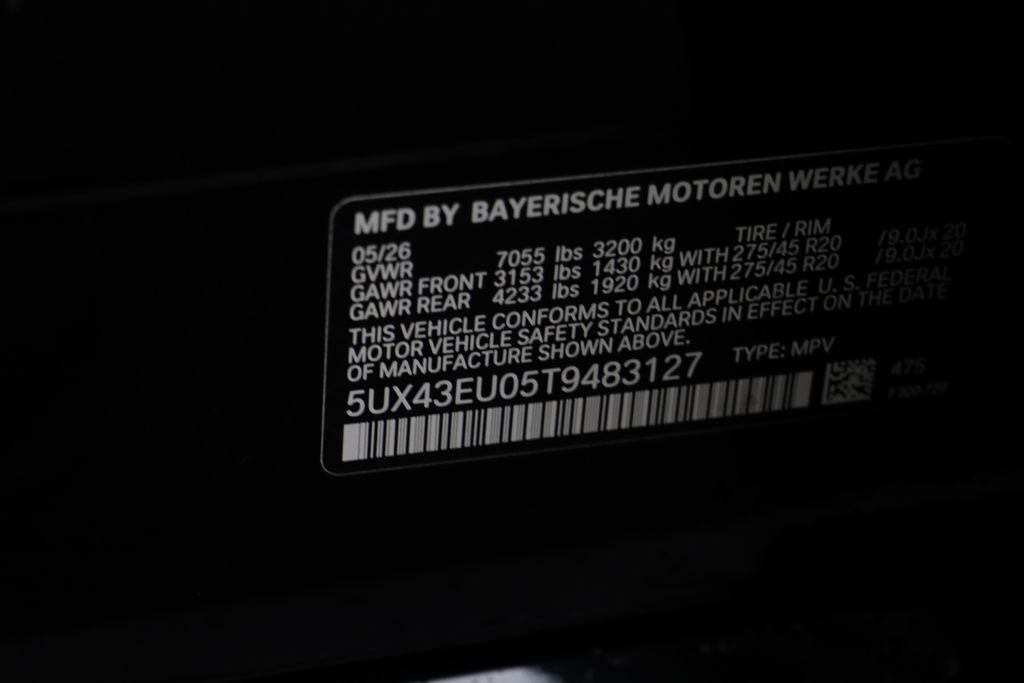 New 2026 Black Sapphire Metallic BMW xDrive50e image 25