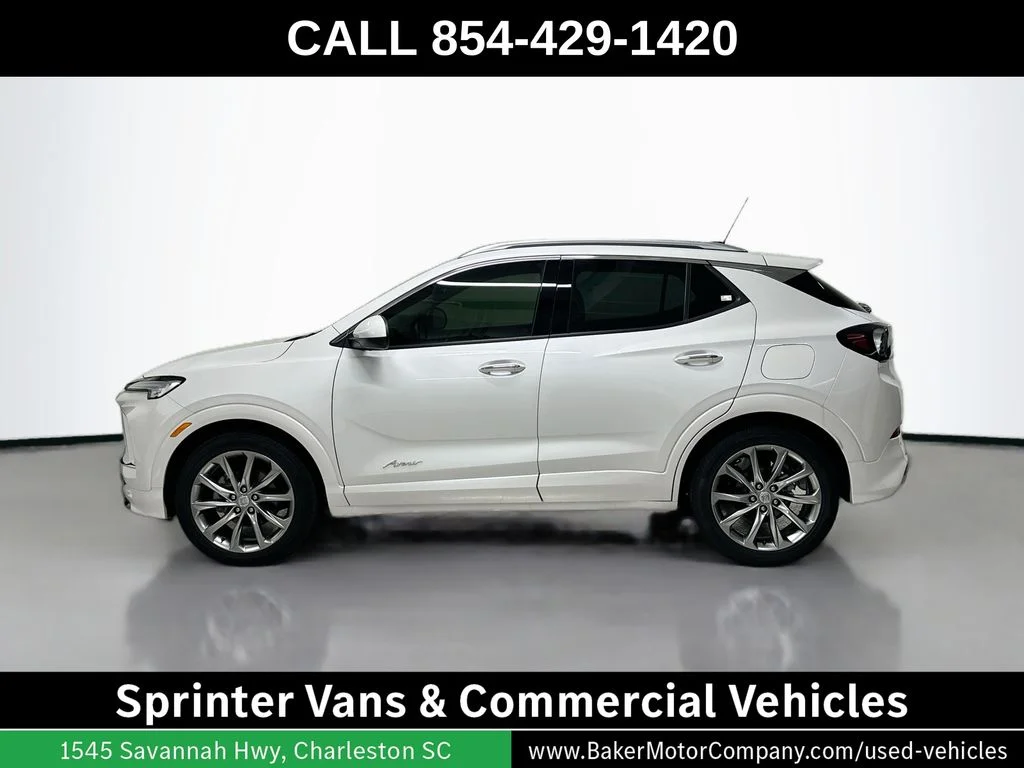 Used 2025 White Buick Avenir image 2
