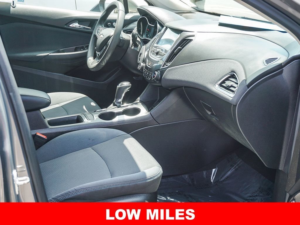 Used 2018 Gray Chevrolet LT image 11