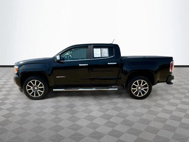 Used 2019 Black GMC Denali image 4