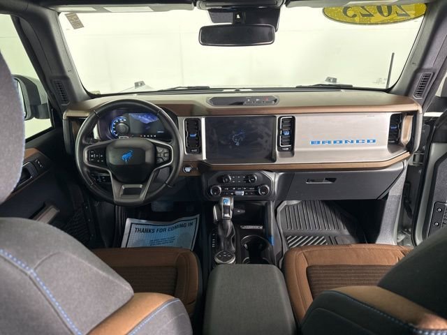 Used 2023 Green Ford Base image 16